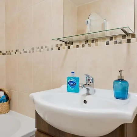Central Location 2 Bed Apt Fast Wifi & Tv&kitchen Appartement Dublin