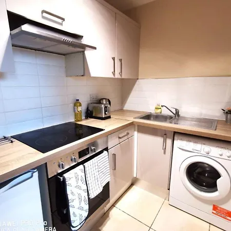 Central Location 2 Bed Apt Fast Wifi & Tv&kitchen * Дублин
