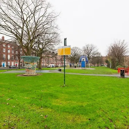 Lejlighed Central Location 2 Bed Apt Fast Wifi & Tv&kitchen Dublin
